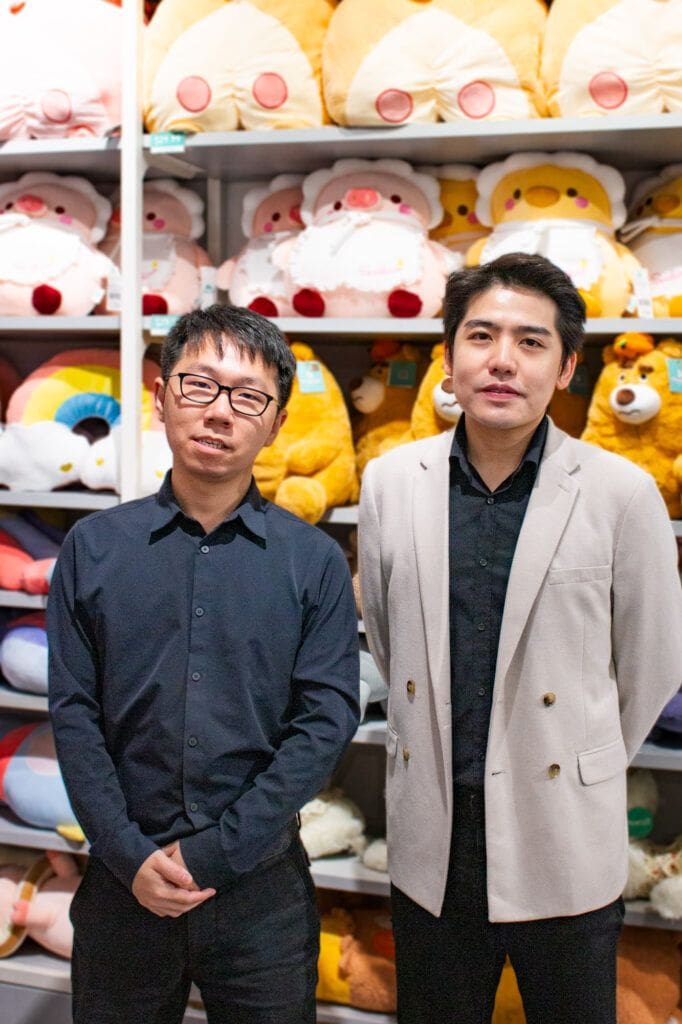 The two owners of YOYOSO posing in the shop